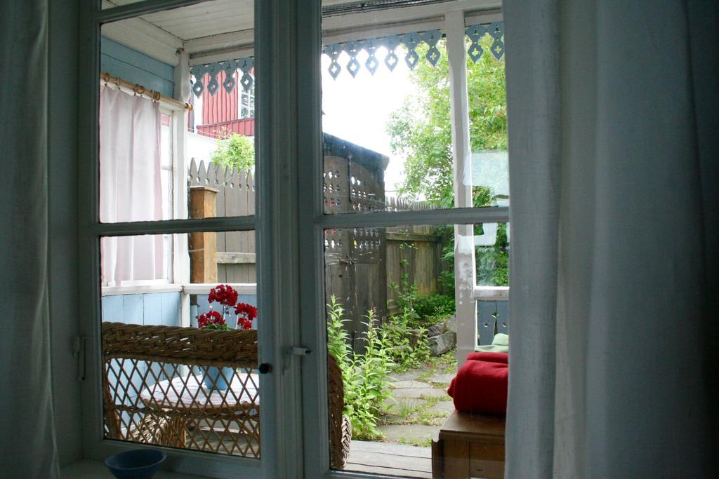 Uddens Bed & Breakfast Bed & Breakfast Öregrund Exterior foto